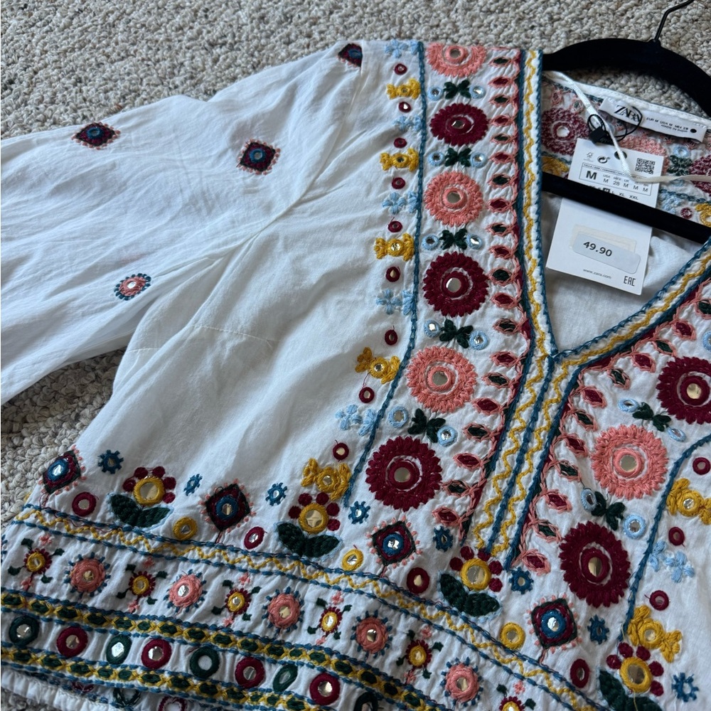 Zara White Blouse with Multicolor Embroidery